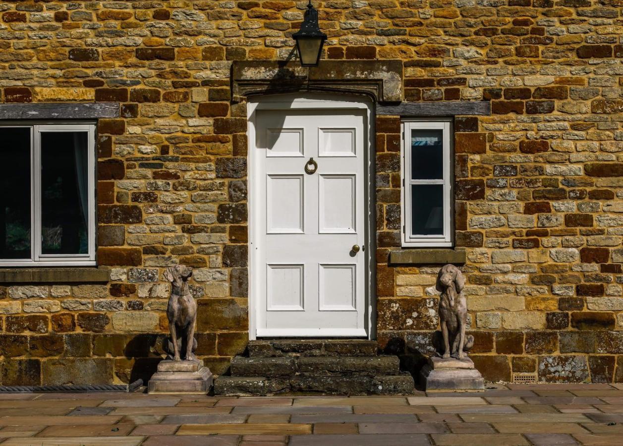 Cockley Hill Farm Bed & Breakfast Brackley  Eksteriør bilde
